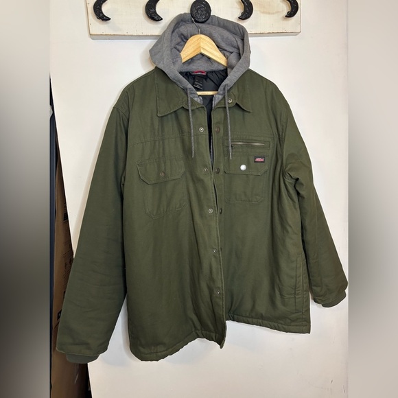 NWOT Dickies Green Canvas Chore Jacket Gray Hood - Picture 2 of 11